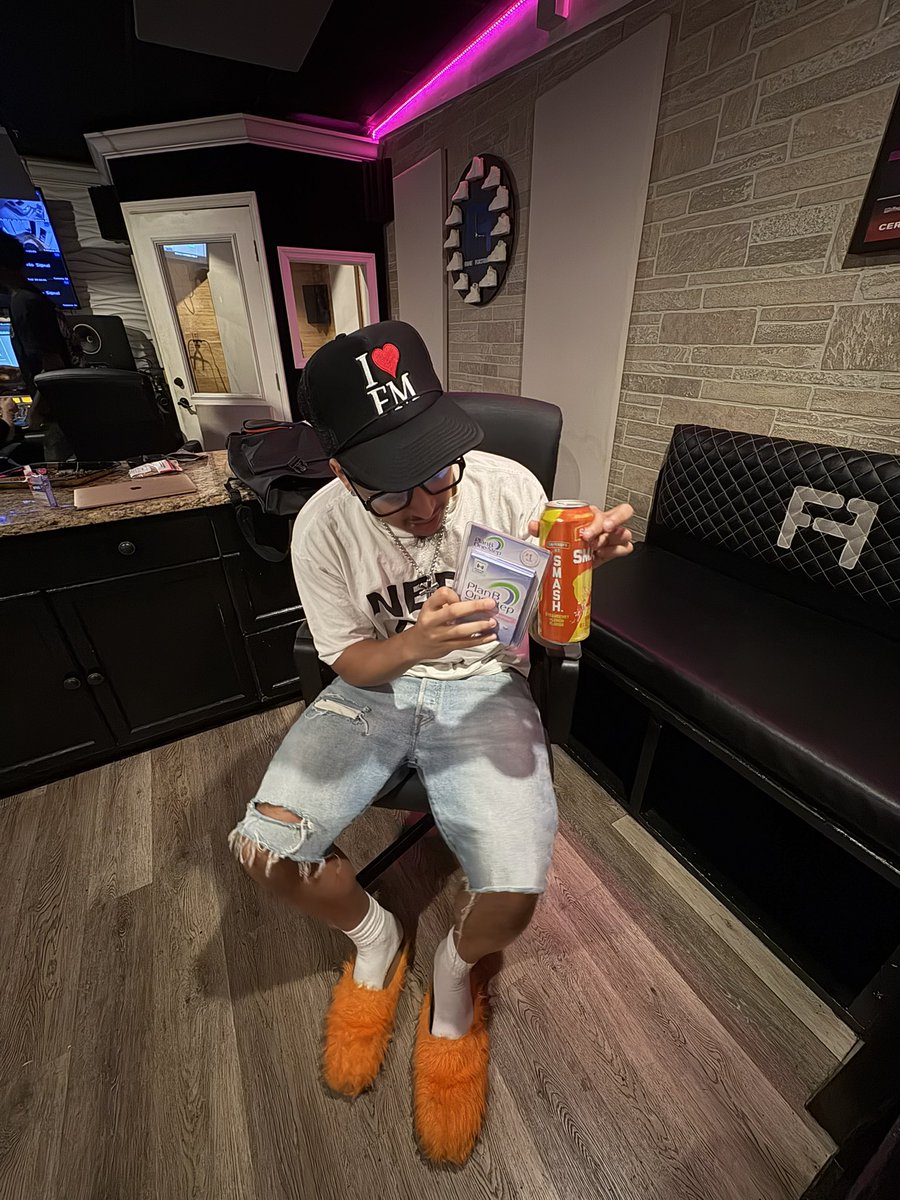 jaybapz's tweet photo. 💕 https://t.co/HPcTFl5V6v