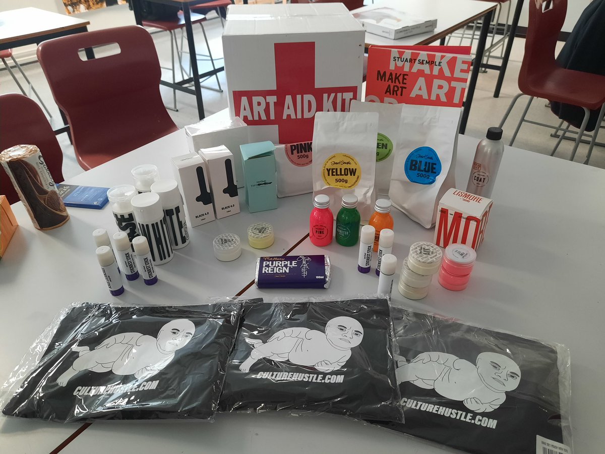 Harris Greenwich (@harrisgreenwich) on Twitter photo 🎉 Exciting news from our Art department! We received a delightful surprise gift from the talented British artist <a href="/stuartsemple/">STUART SEMPLE</a>. He is generously gifting 50 schools one of his incredible “Art Aid Kits”! 🎨✨ Thank you, Stuart, for inspiring creativity in our students! 🎉 Exciting news from our Art department! We received a delightful surprise gift from the talented British artist <a href="/stuartsemple/">STUART SEMPLE</a>. He is generously gifting 50 schools one of his incredible “Art Aid Kits”! 🎨✨ Thank you, Stuart, for inspiring creativity in our students!