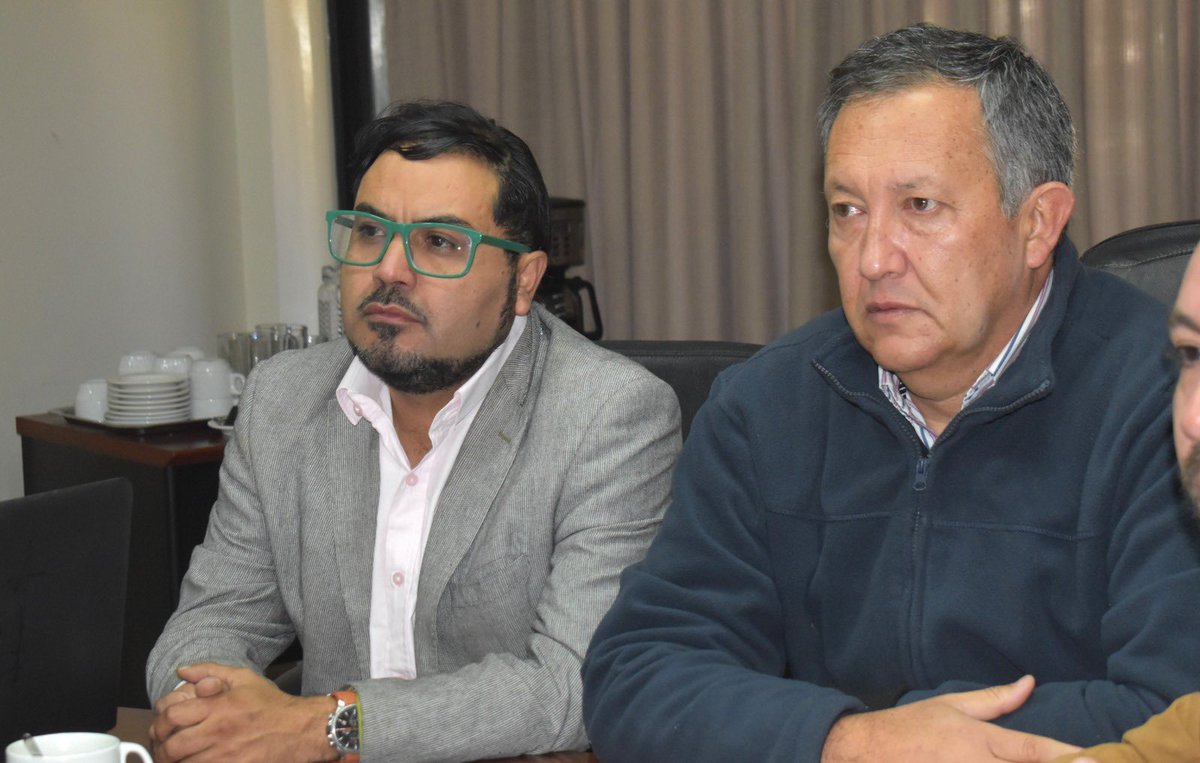 ✳️ La mañana de este viernes, el Delegado Presidencial de Atacama Rodrigo Illanes Naranjo, encabezó un nuevo Gabinete Regional, junto a secretarios y secretarias ministeriales, en dependencias de las Delegaciones Presidencial 

¡Avanzamos para un mejor Atacama!
