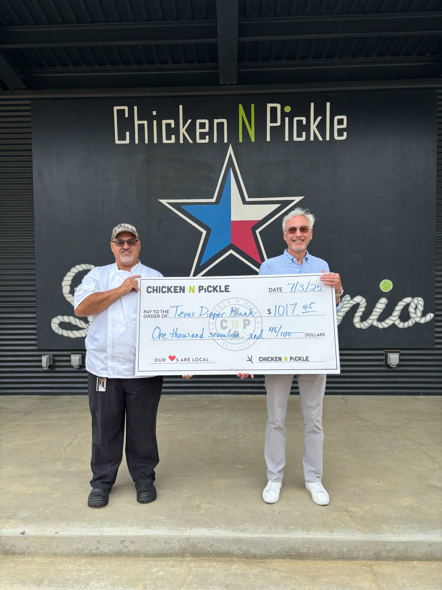 TXDIAPERBANK's tweet image. We’re grateful to Chicken N Pickle @ChickenNPickle for their generous support of the Texas Diaper Bank! 💙
Their commitment to giving back helps us provide essential items to families across our community. Thank you for standing with us in the fight against diaper need!
