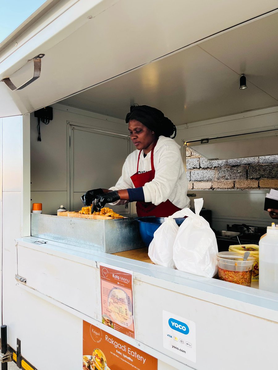 Carolinerathabe's tweet image. Me at my workplace 🥰