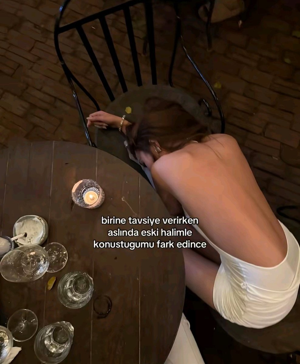 sinem (@kimbusnem) on Twitter photo 