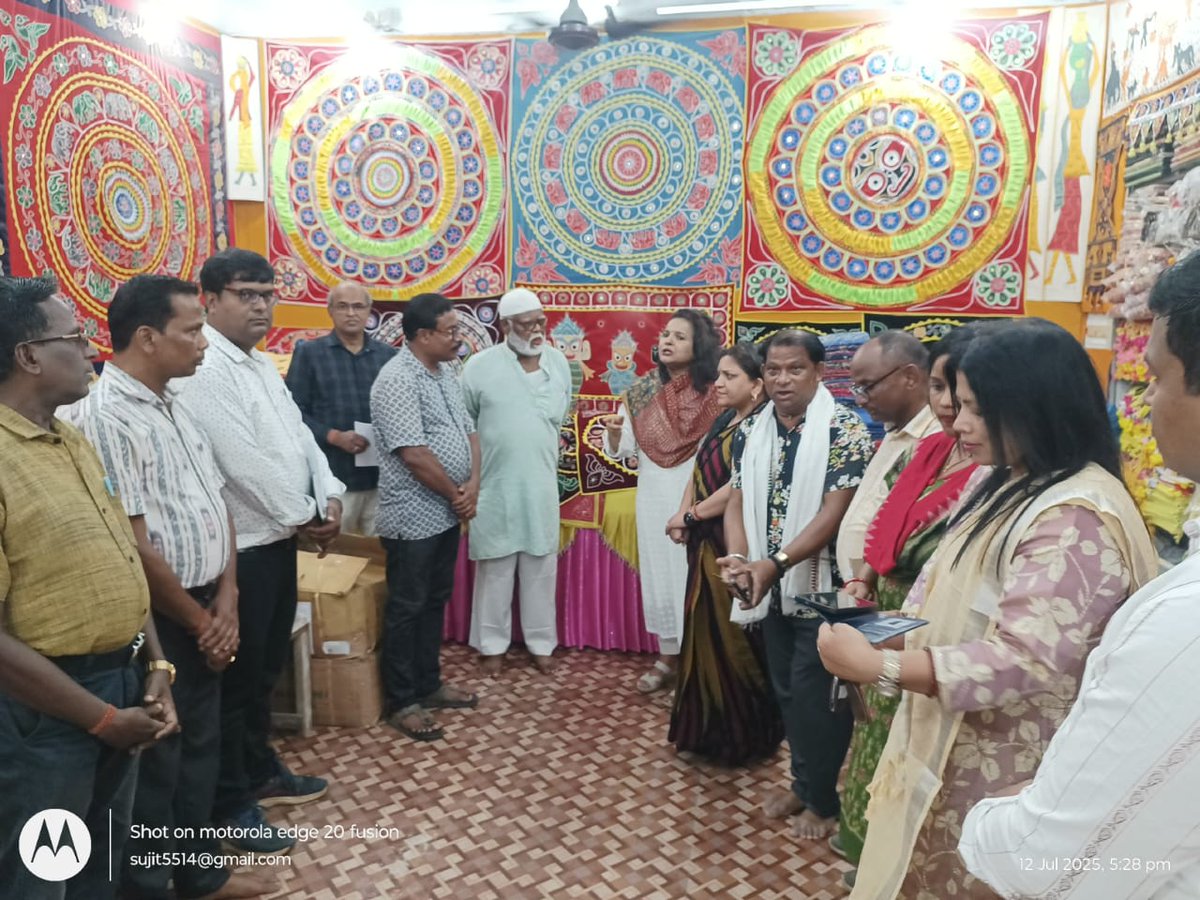 HTH_Odisha's tweet image. Focused Initiatives for Development of #Appliqué Artisans in #Pipili !

Government of Odisha is focusing for integrated development of Appliqué craft and empowerment of appliqué craft artisans of Pipili and other area of Puri District. Some of the key proposals of Government