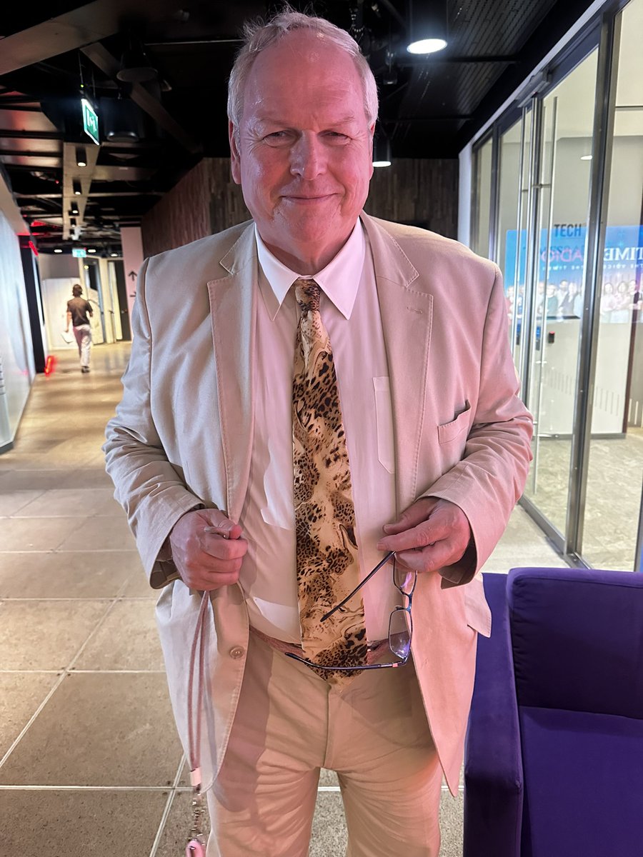 StraightTie's tweet image. I am paired with the marvellous @adamboultonTABB for @TimesRadio with @JPonpolitics this evening and as someone who is a keen collector of animal print, I am SUPER impressed by his tie! He has totally nailed summer attire