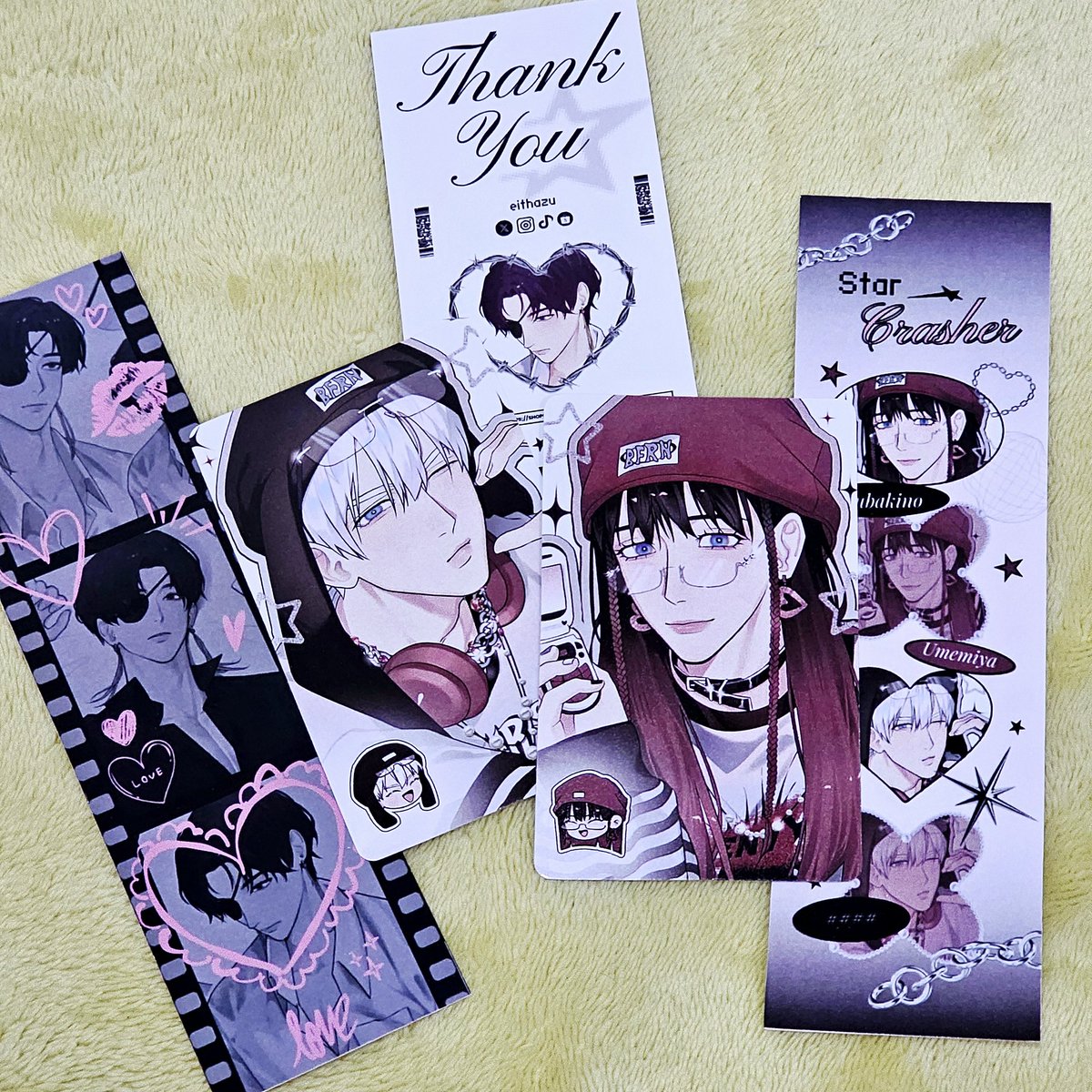 Baru unboxing paket dari <a href="/eithazu/">eitha. chibicon8 H-10</a> ♡ AAAA lucu banget pc ume &amp; tsuba-nya~ Kaget dapat freebies suo juga 🥺 Mana harum banget itu kartu nama jadi ga bisa berhenti cium??

Everything's just too cute!!
Semangat buat Chibicon nya yaa~