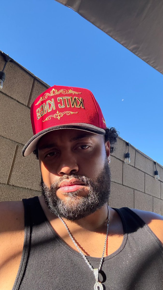 Egyptian Papi 🇪🇬 👳🏽‍♂️ tweet media