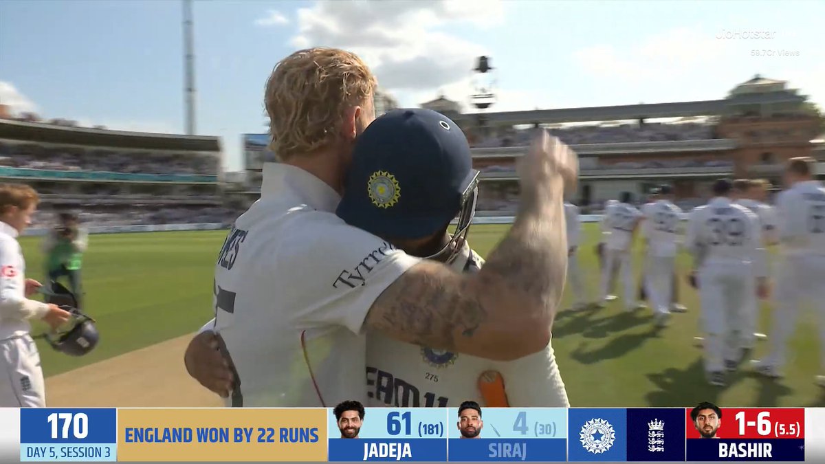 RCB_LOVER18's tweet image. What a moment โค ,
Two my favourite ๐'s
Respect for Stokes increased after this gesture.
ravindra jadeja ๐ค benjamin andrew stokes