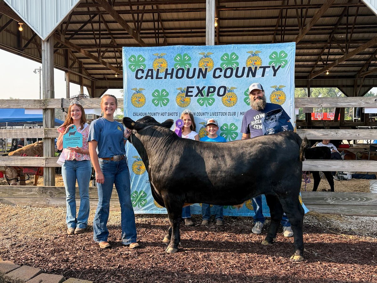 Iowa Central Agriculture was proud to take part in the Senior Showmanship award presentations at the Calhoun County Fair livestock show. 

Congratulations to Peyton Davis, Emery Pelz, Abby Langenwalter, and Bailey Stewart.