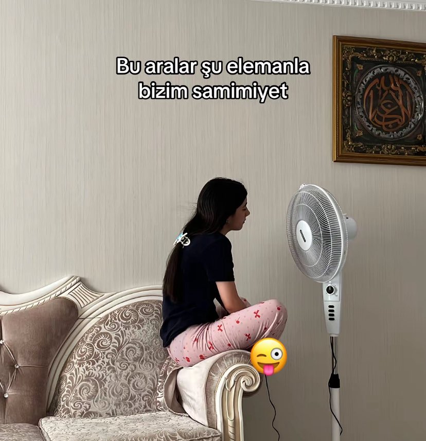 Alya (@alyareckles) on Twitter photo 