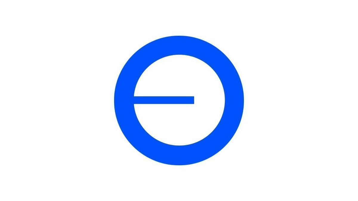 BASE ON TOP 🔵