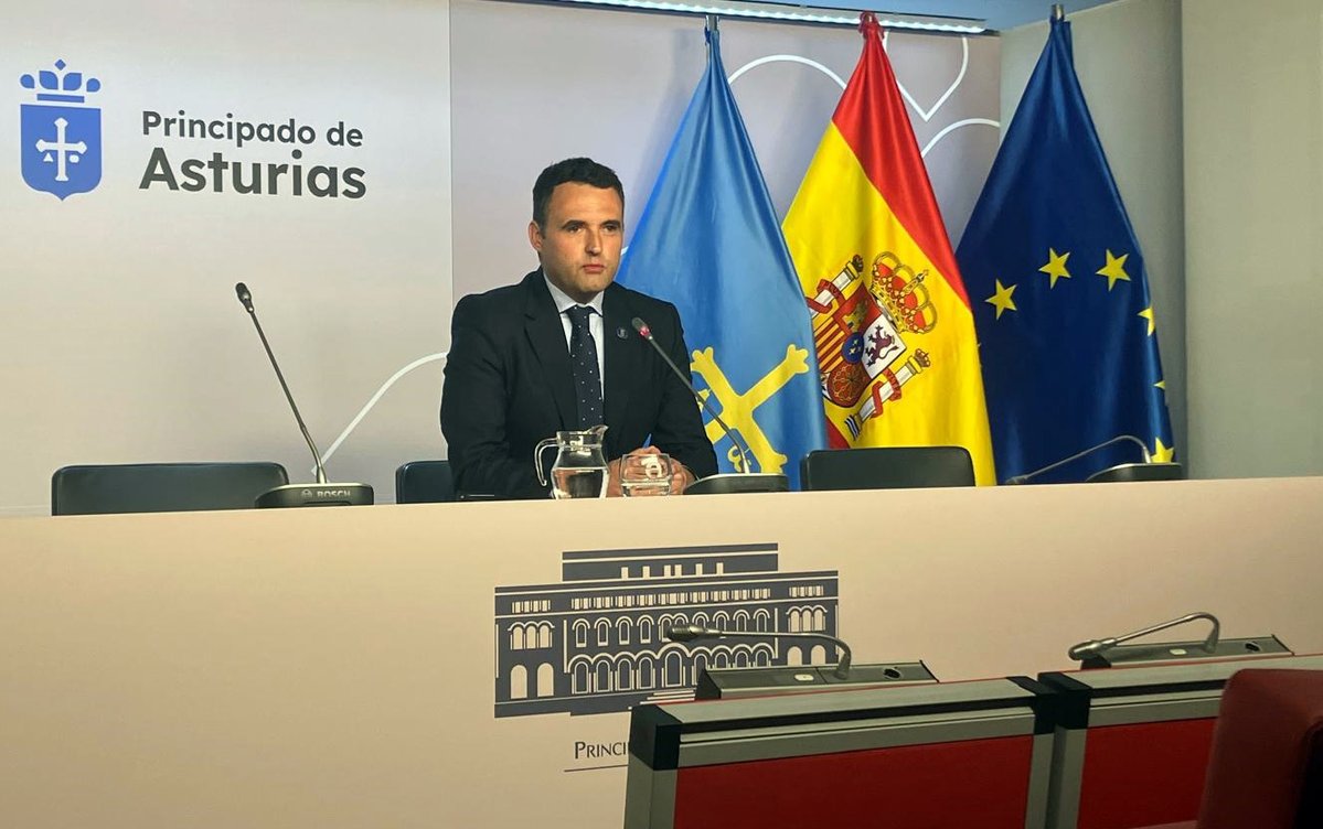 Principado de Asturias (@gobasturias) on Twitter photo 👉goo.su/EjDxEl
✔️El <a href="/GobAsturias/">Principado de Asturias</a> reclama que el modelo de financiación se aborde en el #CPFF y pide su convocatoria
🗣️ Consejero de <a href="/Hacienda_Ast/">Consejería de Hacienda, Justicia y A. Europeos</a>, <a href="/gpelaezalvarez/">Guillermo Peláez</a>: “Lo que afecta a todos debe negociarse entre todos, no puede ser un contrato de adhesión pactado entre 👉goo.su/EjDxEl
✔️El <a href="/GobAsturias/">Principado de Asturias</a> reclama que el modelo de financiación se aborde en el #CPFF y pide su convocatoria
🗣️ Consejero de <a href="/Hacienda_Ast/">Consejería de Hacienda, Justicia y A. Europeos</a>, <a href="/gpelaezalvarez/">Guillermo Peláez</a>: “Lo que afecta a todos debe negociarse entre todos, no puede ser un contrato de adhesión pactado entre