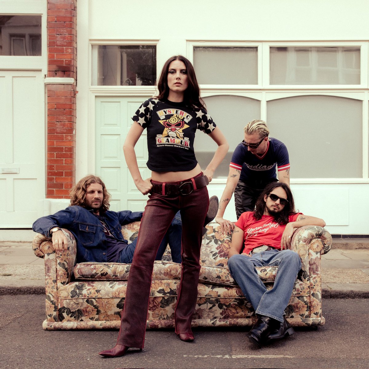 best of wolf alice (@wolfalicedaily) on Twitter photo 