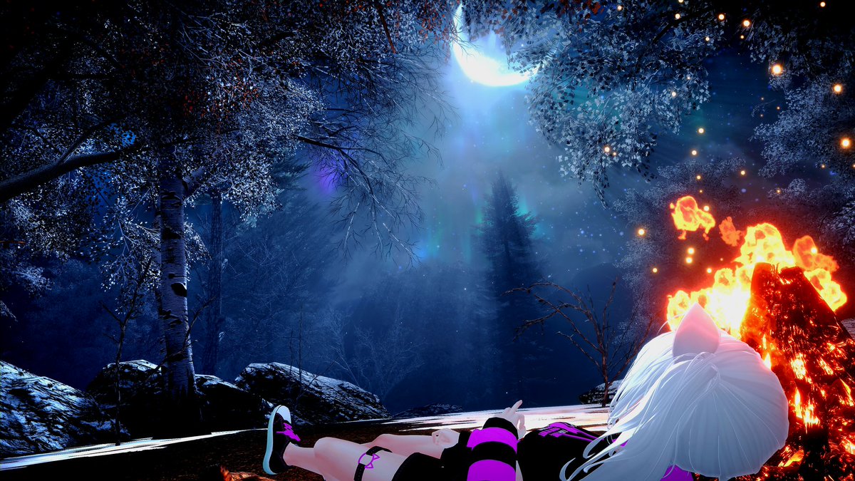 DistortedAkino's tweet image. Warm fire and the moon's light.. I think I lay down too much