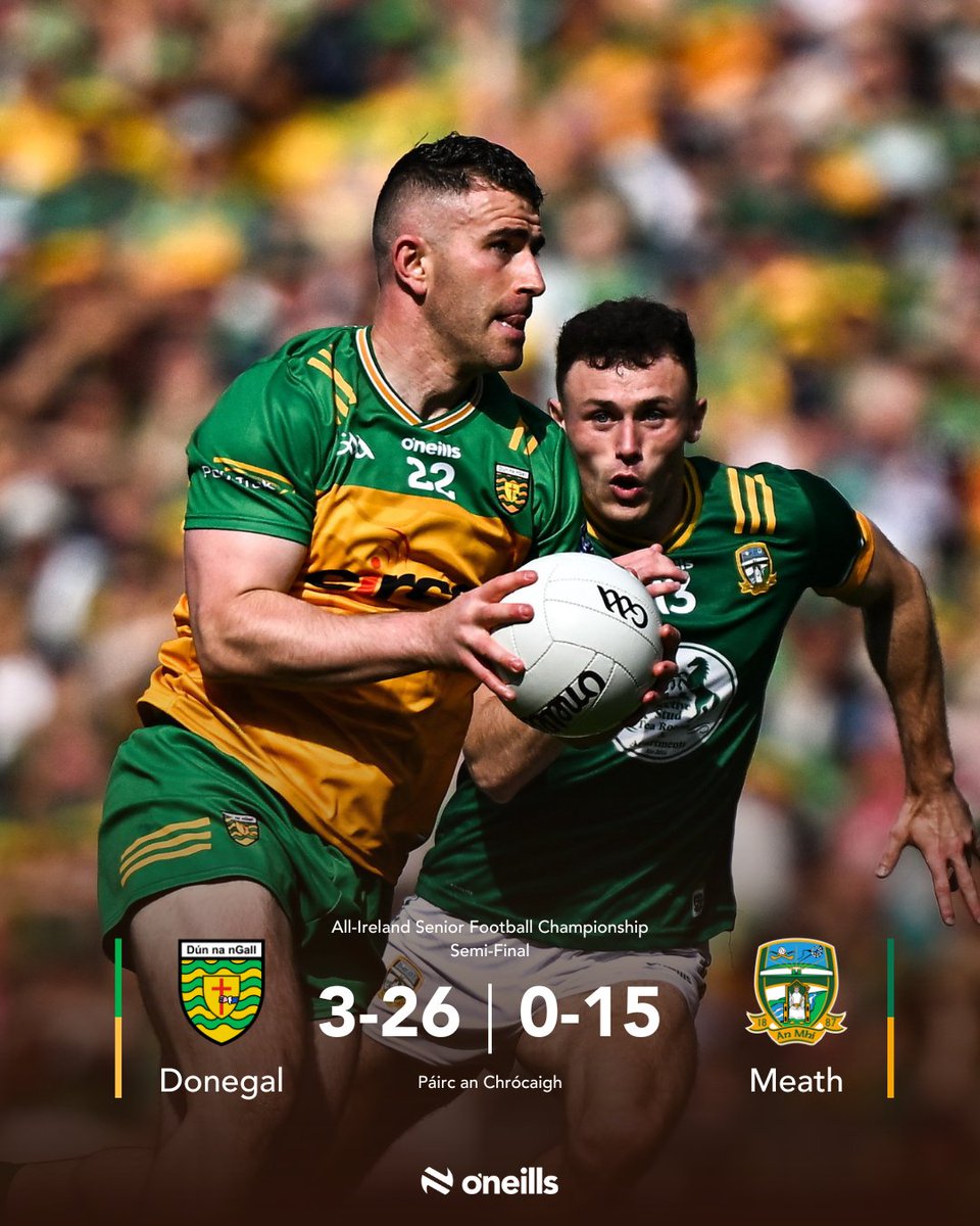 ONeills1918's tweet image. The Stage is Set! 💚💛
A repeat of the 2014 final awaits, as Kerry pulled clear with nine unanswered points to beat Tyrone 1‑20 to 0‑17. 🔥
Donegal powered past Meath with goals from Gallen, Moore & O’Donnell sealing their place in the decider! 🏐
#GAA #AllIreland #ONeills
