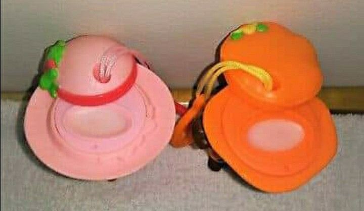 strawberry shortcake lip balm keychains from mcdonald’s 2005 !!!!!