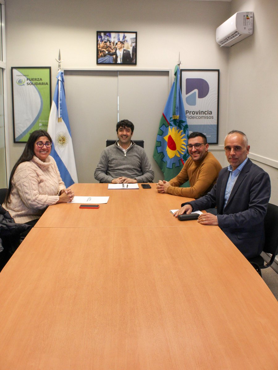 Recibimos en las oficinas de Fuerza Solidaria a Maia Daer, legisladora de la Ciudad de Buenos Aires que trabaja con federaciones, clubes de barrio y otras organizaciones de CABA y Provincia de Buenos Aires.