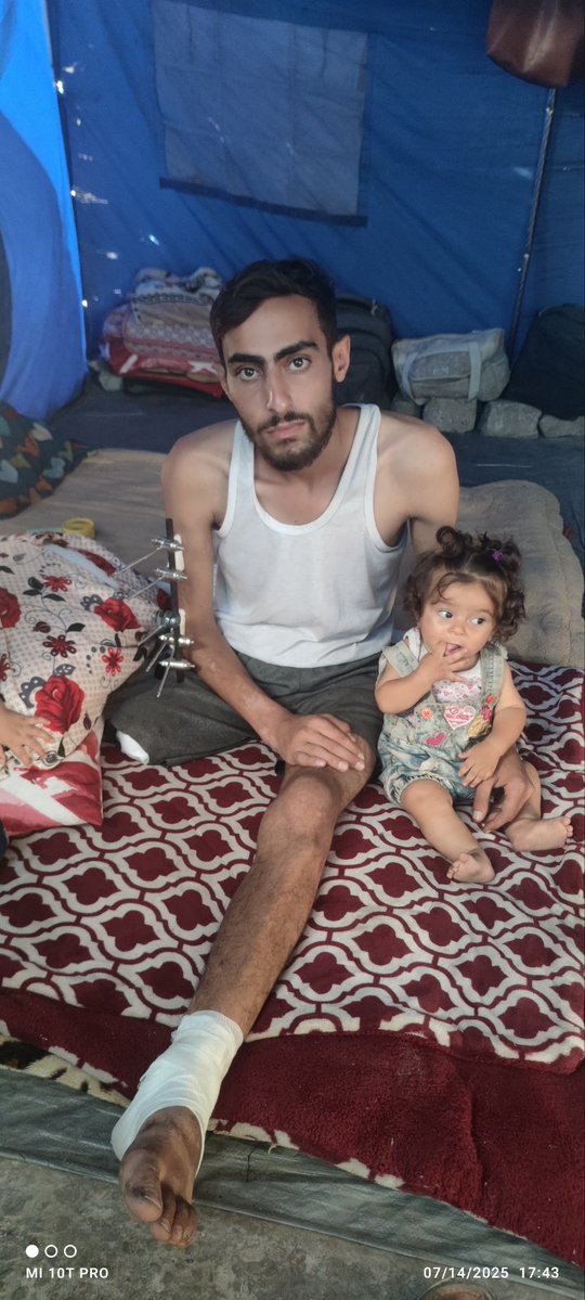 Ihsan32228887's tweet image. Please help me, I am from Gaza. My life is destroyed. My life is destroyed. Please help me. I cannot move and I cannot provide food. Help me, people. Please help me. I need help. I do not have food. I cannot move. Please,