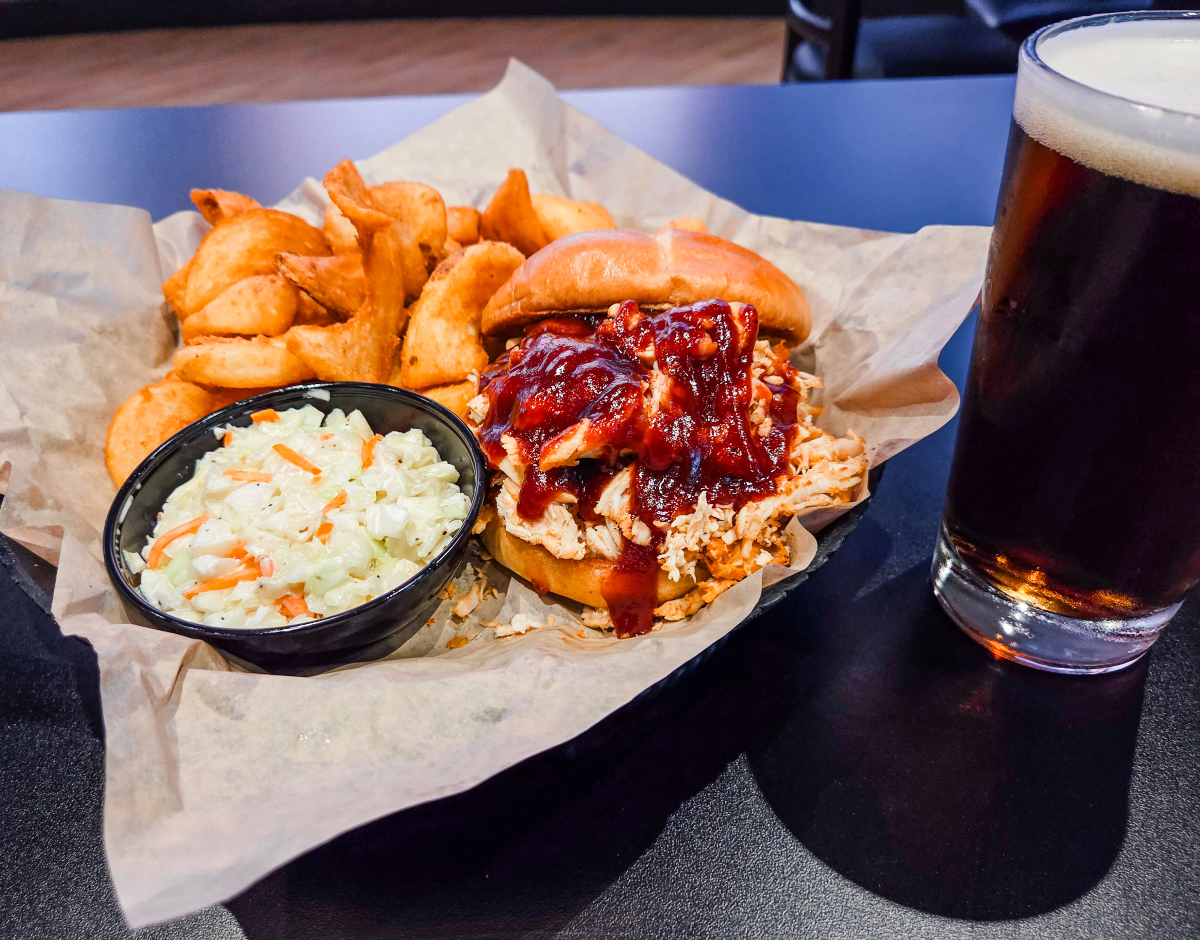 SaracenCasinoAR's tweet image. Catch the MLB All-Star Game at Saracen Sports Bar Tuesday, July 15th and dig into our BBQ Pulled Chicken Sandwich special — served with coleslaw and sidewinder fries for $18! ⚾🔥