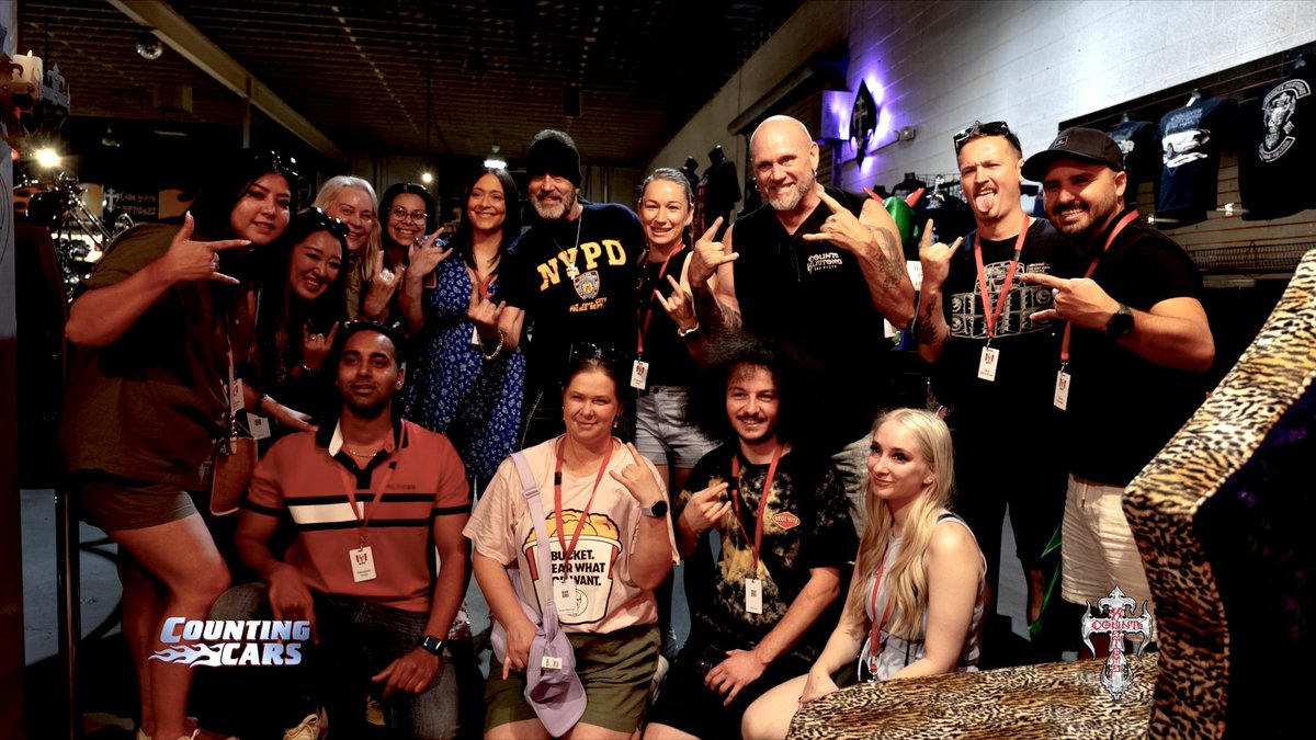 CountsKustoms's tweet image. Bring it in! We love taking group shots with our fans, especially when they roll through on big tours! Stop by @DannyCountKoker famous Las Vegas shop at Count’s Kustoms. We are open every day of the week from 10a-4p for free tours! Come say HEY and grab some merch! #lasvegas