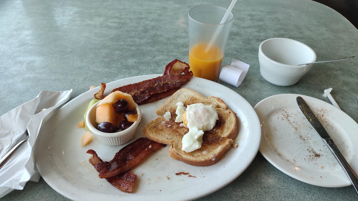 David Moodie (@davidmoodie_) on Twitter photo Most of the way to <a href="/reindsummit/">REINDUSTRIALIZE SUMMIT</a>
Stopover in SFO so had to hit Pete's Cafe in Milbrae!
Muricah! Most of the way to <a href="/reindsummit/">REINDUSTRIALIZE SUMMIT</a>
Stopover in SFO so had to hit Pete's Cafe in Milbrae!
Muricah!