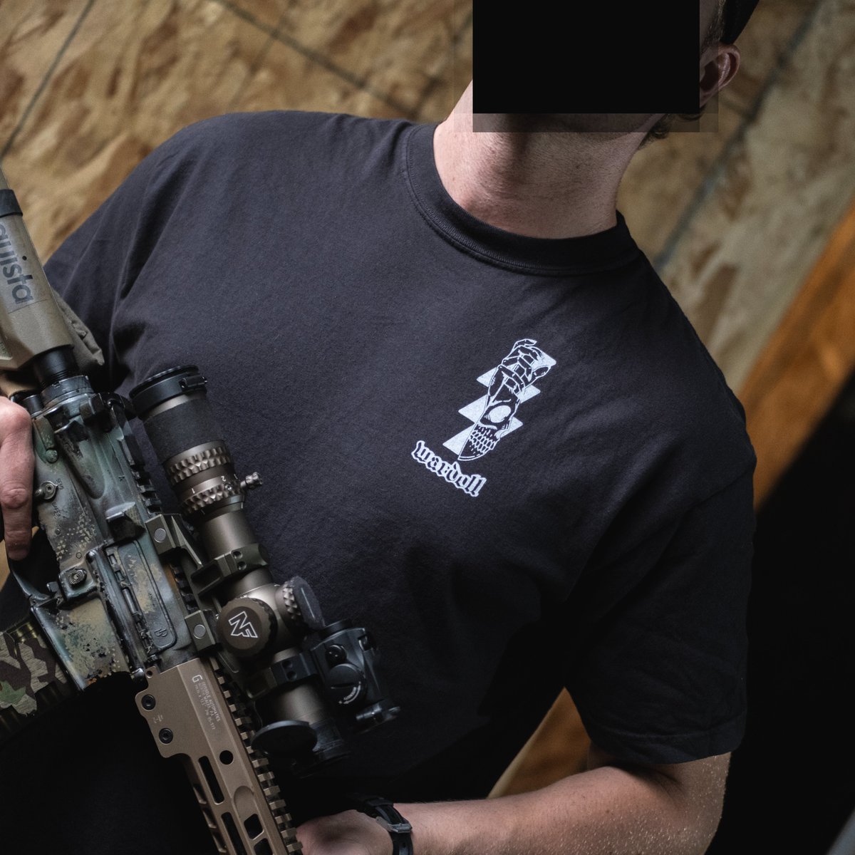 thewardoll's tweet image. Remember kids,
Your gun rights don't come from the state, they come from God.
And God said to sell your cloak and buy a sword.
war-doll.com/store 🏴
