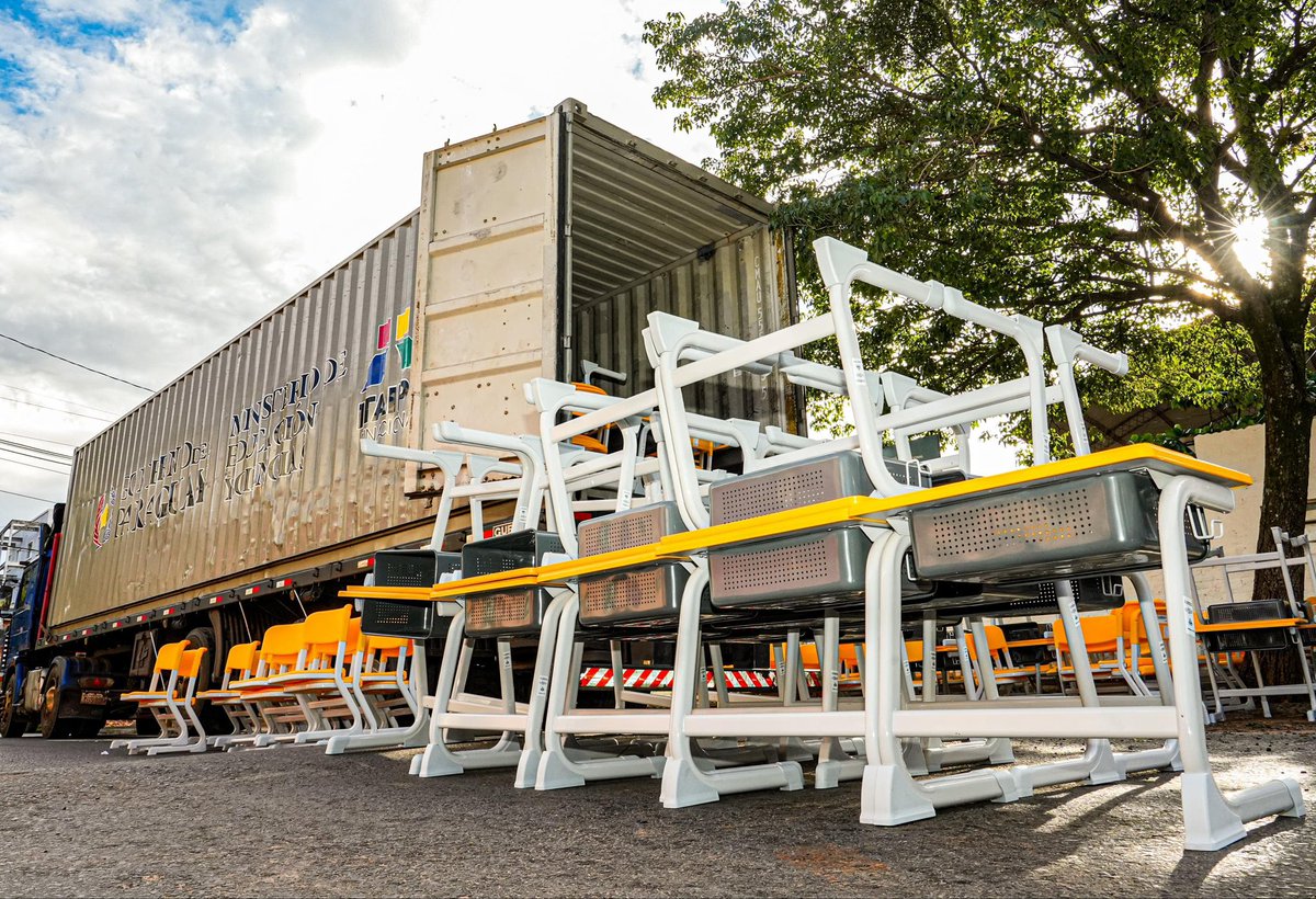 itaipuparaguay's tweet image. 🔺Al 13/07/2025 el Gobierno del Paraguay entregó 280.916 mobiliarios escolares, adquiridos por ITAIPU, en 1.089 instituciones educativas del país. Esto repercute positivamente en el aprendizaje de 387.031 estudiantes quienes ya cuentan con nuevos muebles en sus respectivas aulas.…