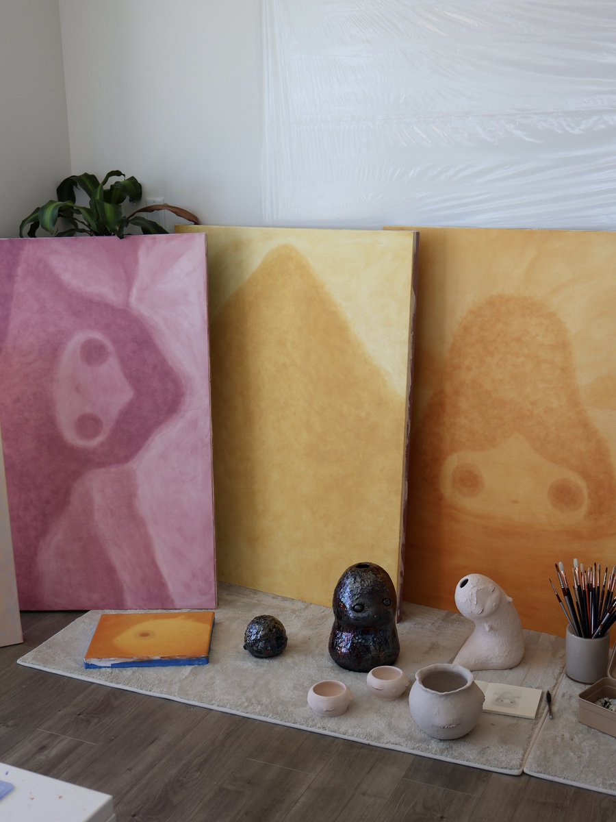 zoewinters_'s tweet image. Underpaintings ☀️ Painting is when my thoughts finally go quiet. I especially love golden hour — the peaceful way the light hits after a long day makes the composition feel alive