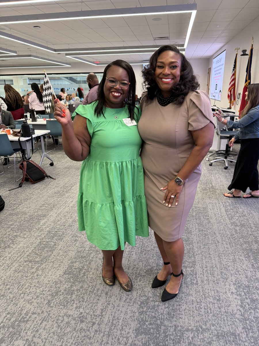 theLITsensei's tweet image. Started the morning off at @R4Leaders’ #R4APCon with inspiration to help us all secure major wins from Texas’ most successful school leader to date, @PrincipalAuntie! 

Always @TABSE_Texas and @HAABSE3 proud to see her continue to support leaders as she continues to be a…