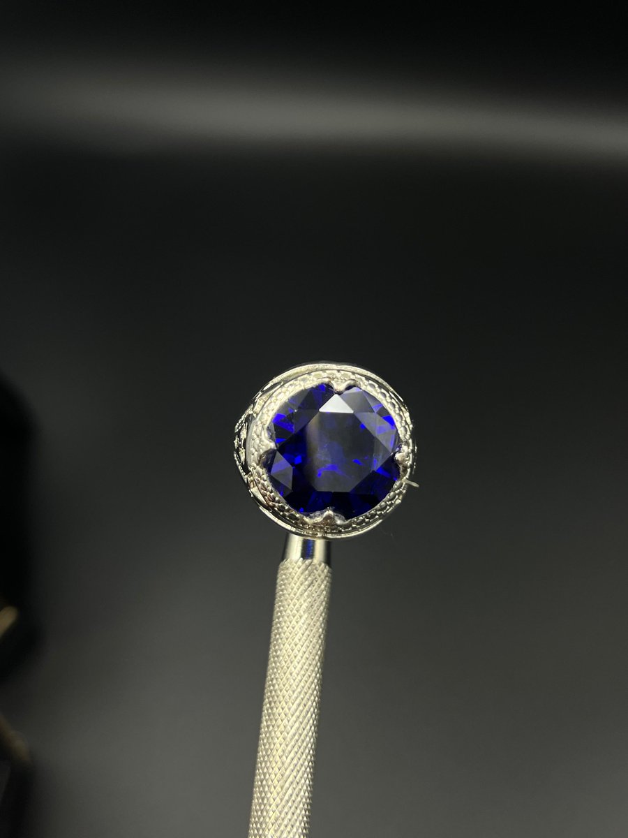Sparklejewel1's tweet image. 💙 Rule your style in Royal Blue 👑
This bold gemstone ring is available in Silver &amp;amp; Brass — handcrafted to make you feel like royalty.
⁠
🛒 Shop Now: sparklejewelgems.etsy.com/listing/433431…
⁠
#RoyalBlueRing #StatementJewelry #BoldRing #LuxuryStyle #GemstoneAddict #SilverJewelry #Bras