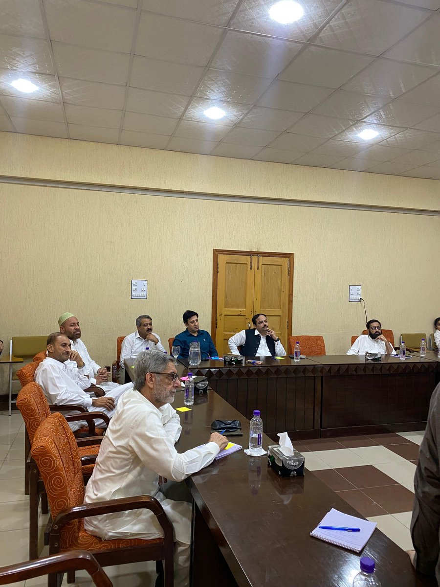 CONTROL (@control_nihr) on Twitter photo Dr. Fayaz Ahmad & Dr. Shaista Rasool <a href="/shaistaluqmankh/">Shaista Rasool</a> conducted a session with TB Managers & Medical Officers from Peshawar & Haripur 🏥 to map pathways of change 🔄 and discuss challenges 🚨 & solutions 💡for implementing the CONTROL intervention 💬🧠 Dr. Fayaz Ahmad & Dr. Shaista Rasool <a href="/shaistaluqmankh/">Shaista Rasool</a> conducted a session with TB Managers & Medical Officers from Peshawar & Haripur 🏥 to map pathways of change 🔄 and discuss challenges 🚨 & solutions 💡for implementing the CONTROL intervention 💬🧠