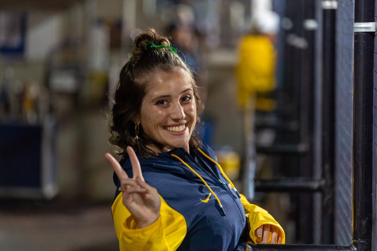 umichsoftball's tweet image. A big WTG to our three Big Ten Distinguished Scholars: Emerson, Ella and K-Rod! 📚
Release >> myumi.ch/w9mnd