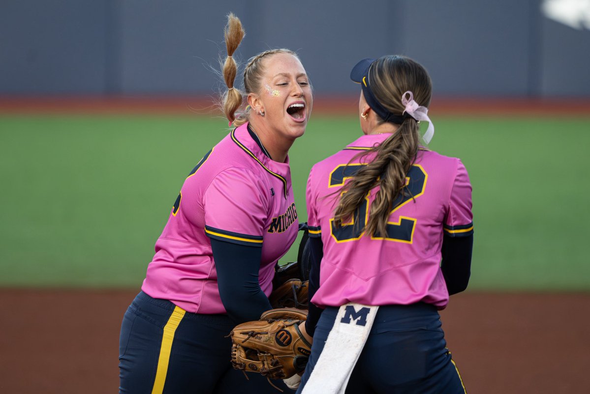 umichsoftball's tweet image. A big WTG to our three Big Ten Distinguished Scholars: Emerson, Ella and K-Rod! 📚
Release >> myumi.ch/w9mnd