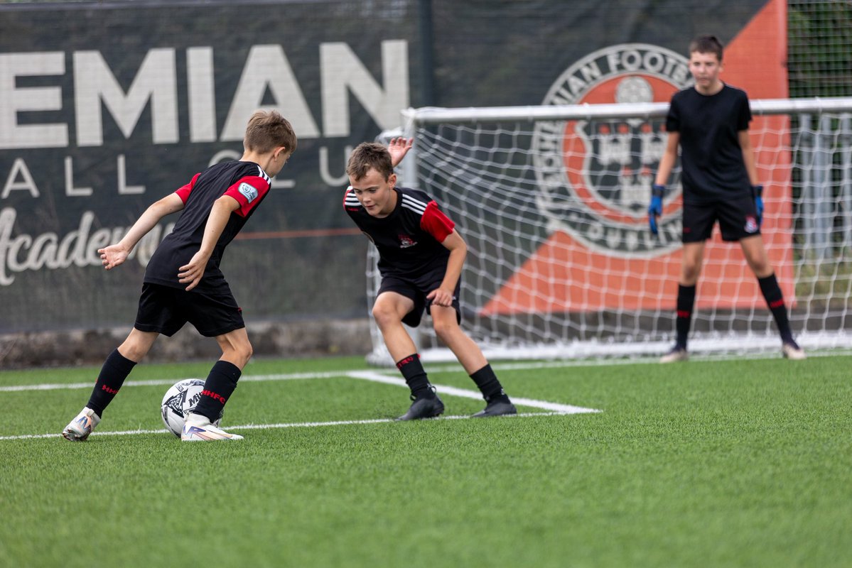 Bohsincommunity's tweet image. We were delighted to have coaches from @LFCFoundation with us today in the Oscar Traynor Centre as they held a mini camp for players from our affiliate and partner clubs. They also held a coaches CPD session in Abbotstown this evening.
A big thank you to Karl, Gemma and the…