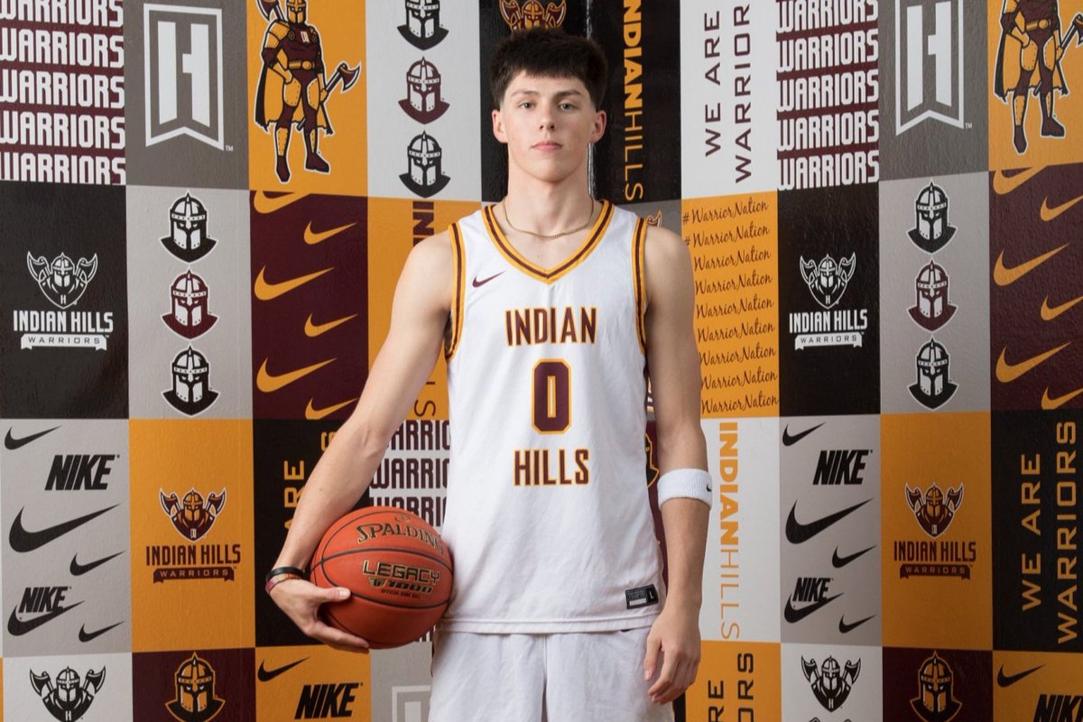 Julio Gonzales Jr. (@jgonzalesjr10) on Twitter photo I caught up with Indian Hills CC guard Mason Costello to discuss his recruitment. He has offers from UMKC, La Salle, and Western Illinois. #GoNecks #KCRoos <a href="/DarrisNichols/">Darris Nichols</a>
open.substack.com/pub/sportsmadn… I caught up with Indian Hills CC guard Mason Costello to discuss his recruitment. He has offers from UMKC, La Salle, and Western Illinois. #GoNecks #KCRoos <a href="/DarrisNichols/">Darris Nichols</a>
open.substack.com/pub/sportsmadn…