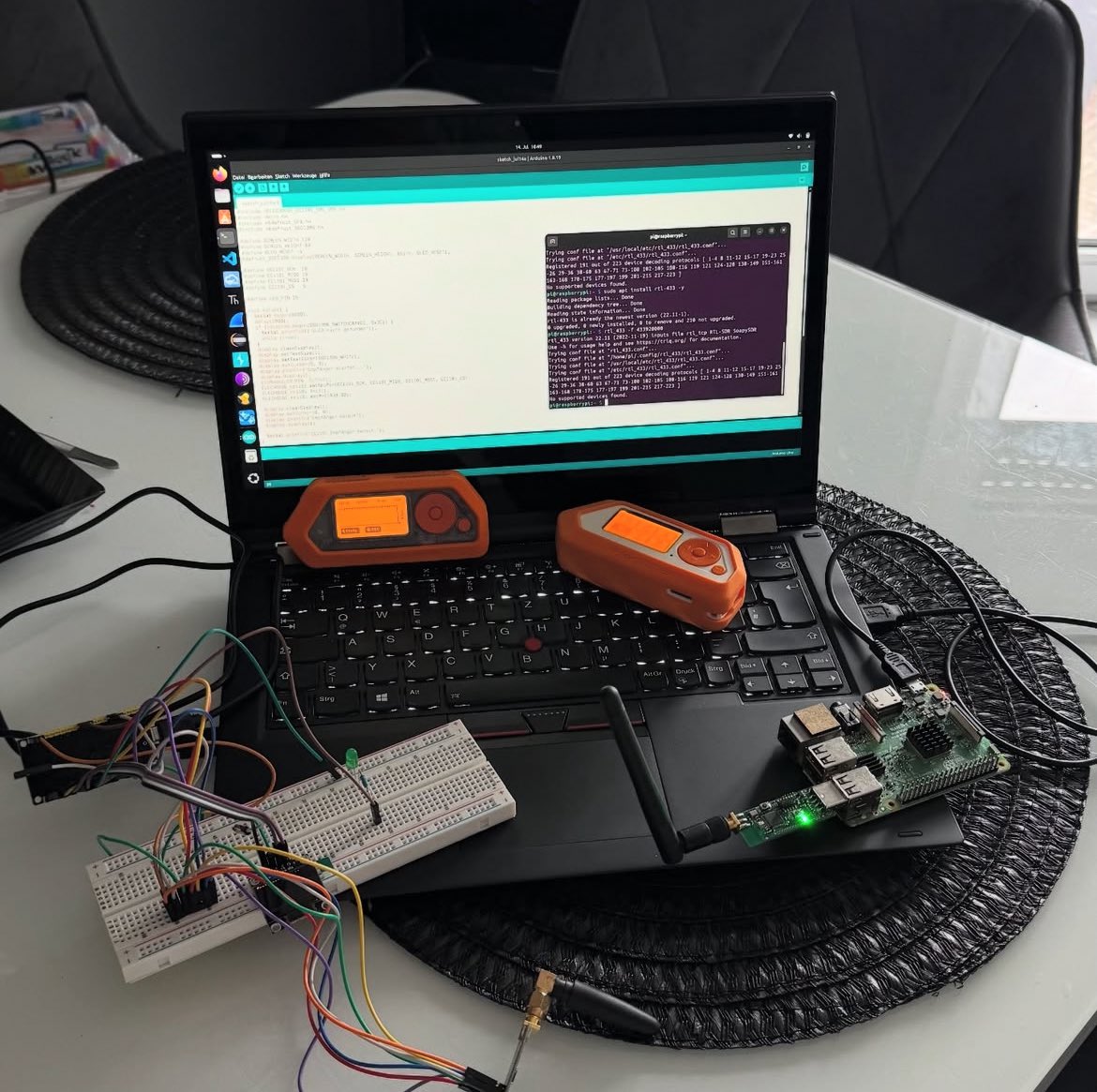 Dev_communityy's tweet image. 433 MHz signals
Using RTL-SDR and an ESP32 to decode wireless data.
Code runs on the ESP32, controlled via my ThinkPad.
Just a small DIY RF project
Next step: Displaying data on OLED screen
Also used a Raspberry Pi to handle signal processing and logging
#esp32project #433mhz