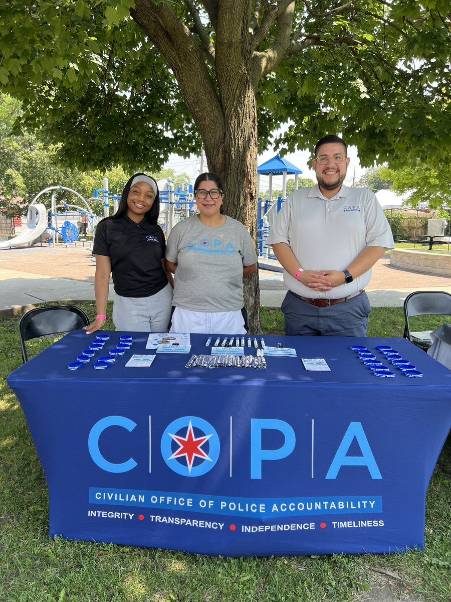 ChicagoCOPA's tweet image. Today we joined @AldSColeman16 at Micek Park to bring city services directly to the residents of the 16th Ward! #copainthecommunity