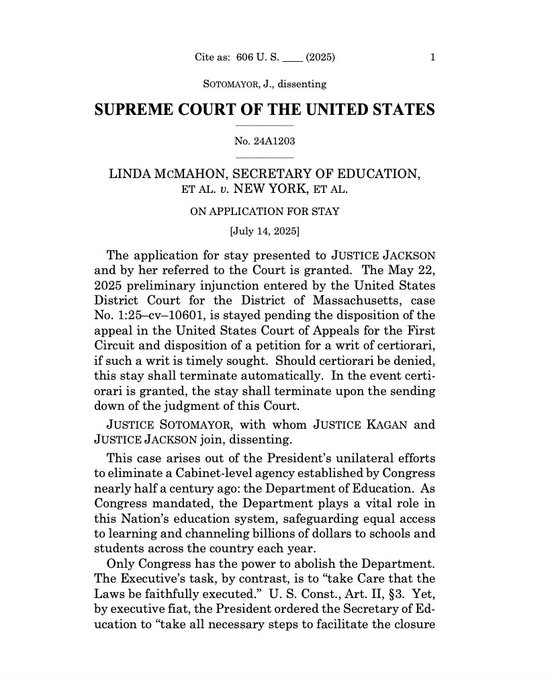 FrontlinesTPUSA's tweet image. 🚨BREAKING: The U.S. Supreme Court votes 6-3 to greenlight President Trump's plan to dismantle the Education Department, allowing layoffs of nearly 1,400 employees.
The nation's highest court paused U.S. District Judge Myong Joun's injunction, allowing the administration to…
