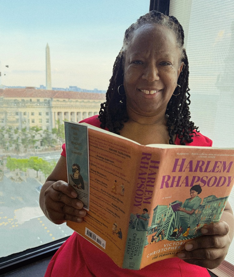 Ms. White is reading at the 57th National Covention of Delta Sigma Theta Inc., in Washington DC! Where are you reading this summer? #ParkPRIDE #BelongGrowSucceed #SummerReading