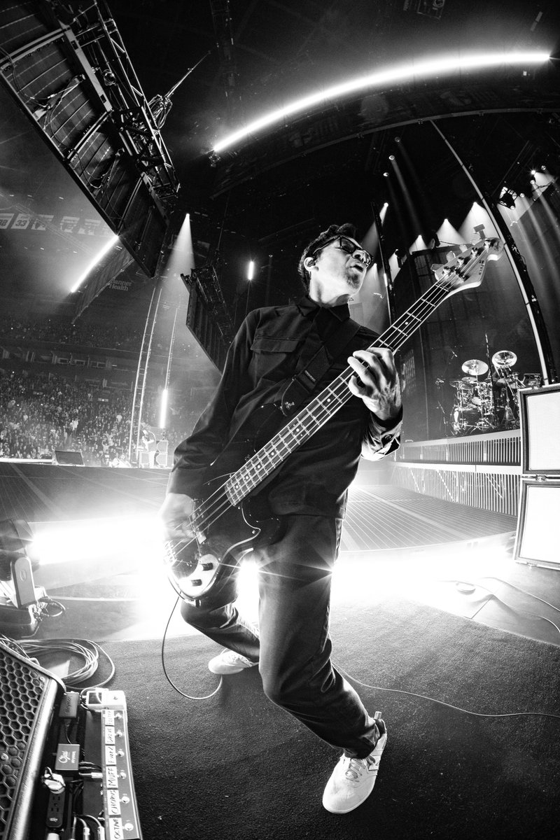 KeyBankCtr's tweet image. Deftones just released their new single, "my mind is a mountain" and announced their brand-new album, private music, dropping on August 22nd! Listen to the new music LIVE when Deftones makes their tour stop in Buffalo on September 1! Limited tickets remaining!
📸: Clemente Ruiz…