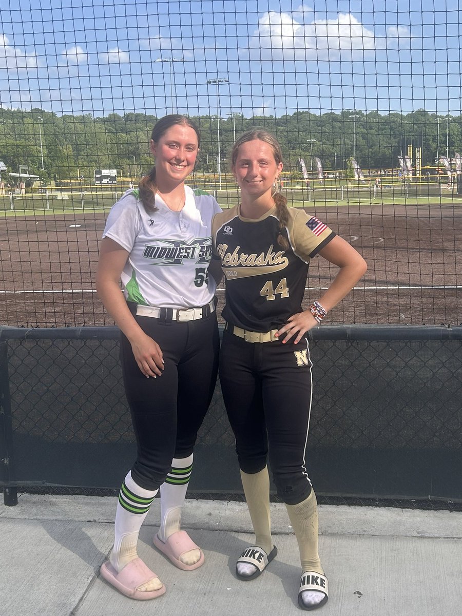PiperJoJohnson's tweet photo. Had an awesome weekend in Kanas City! I went 14/28 and faced some good competition. Had 2 HR, 3 doubles, and 9 singles. Even ran into a future Augie teammate! Here are some highlights below!! 

@AugieSoftball @KJThomp15 @NEGold319 @bucketdad_Pete https://t.co/y3wPk8yNiT