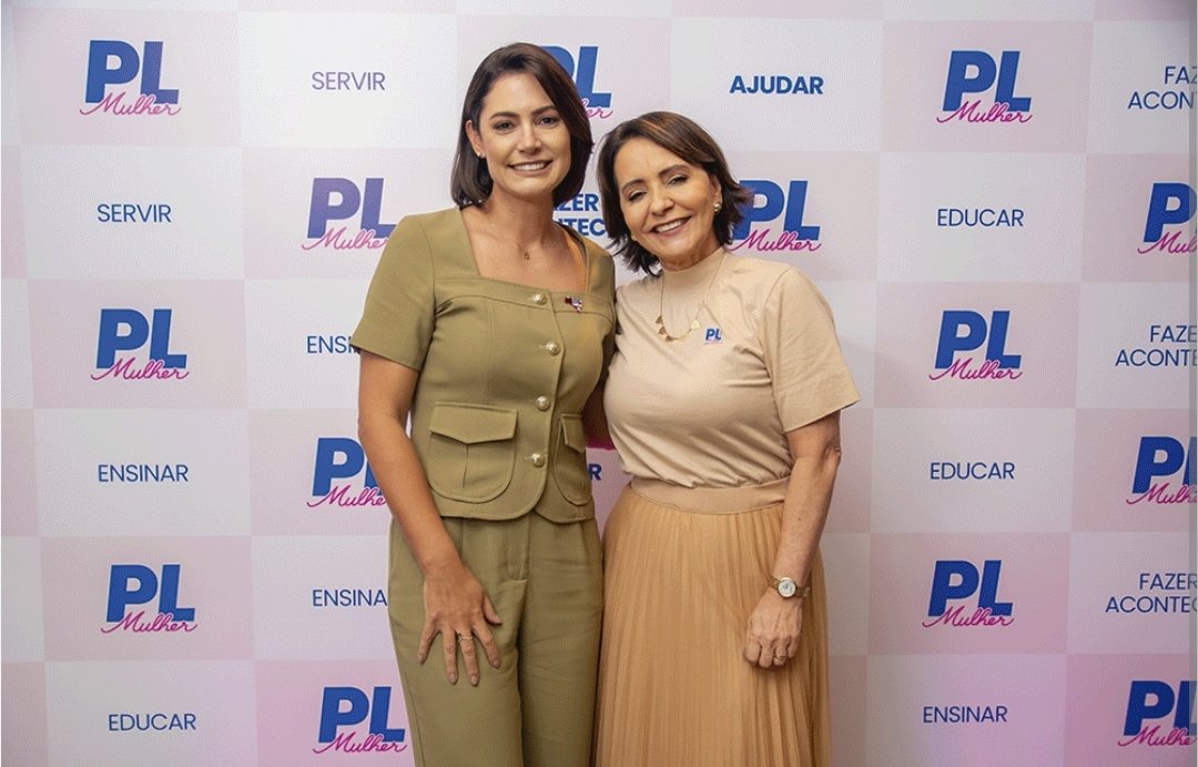 Zack_lope's tweet photo. 🧵 Dossiê Emília Corrêa – A prefeita do PL que transformou Aracaju num feudo familiar

Existe uma gestão investigada em nepotismo, rachadinha, contratos suspeitos e farra com dinheiro público.

Ela não combateu a velha política. Ela se tornou a velha política. 🧵👇 https://t.co/u7MSBFXNW1