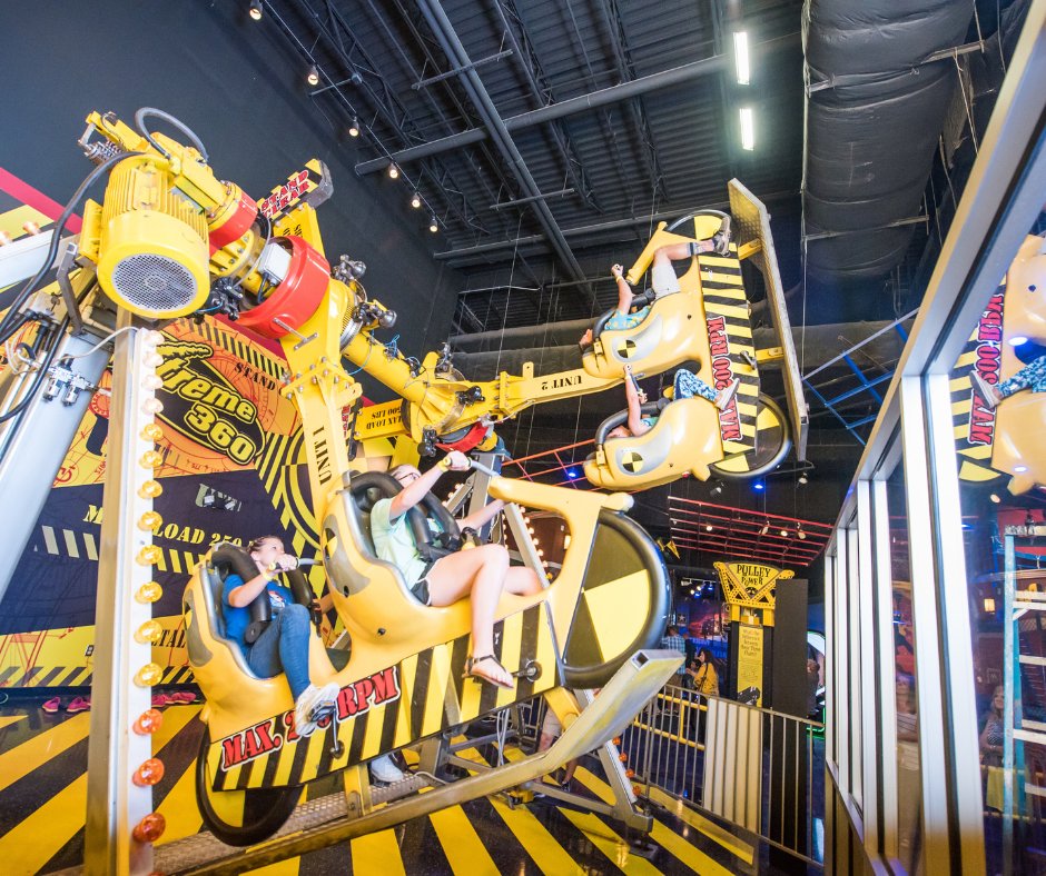 Rain or shine, WonderWorks is a must-see! This 3-story upside-down building on the 76 Strip has 100+ interactive exhibits—perfect for curious minds, parties, and fun events.

🎟️ Hours &amp; info: branson.com/attractions/wo…