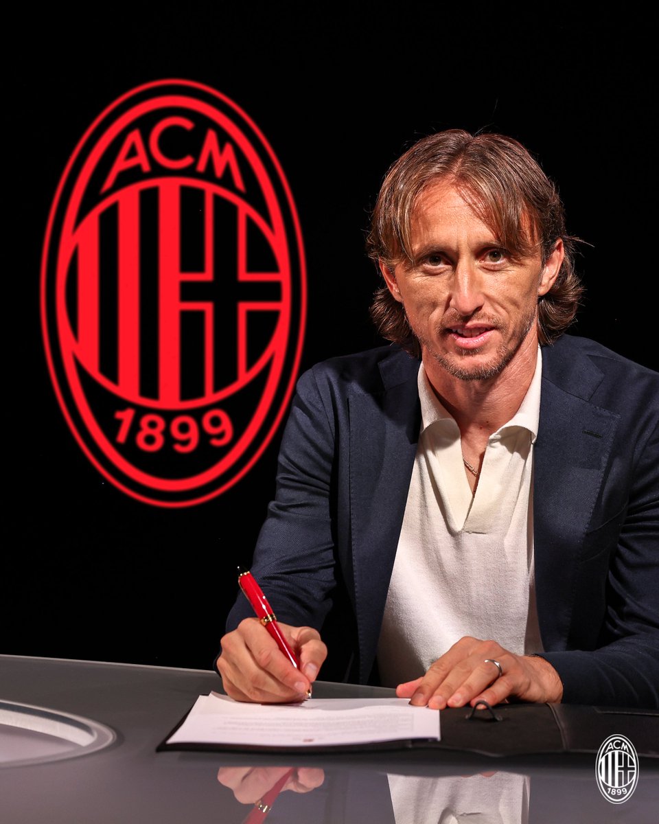 acmilanhu's tweet photo. Luka Modric. 2️⃣0️⃣2️⃣6️⃣ | 🟥⬛ https://t.co/7iMnEBy6xx