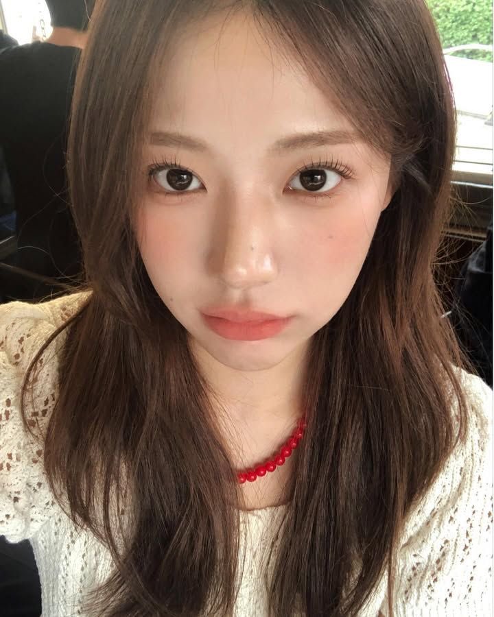 같은메이크업 같은데
쿨톤 웜톤 차이 넘 신기하다🍓🍑