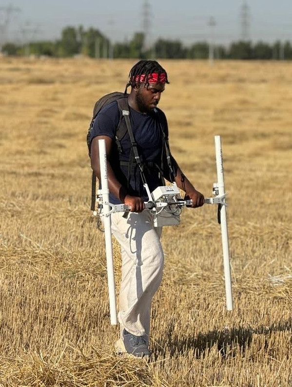 ASOResearch's tweet image. Lonnie Reid, a 2024 Fieldwork Scholarship recipient, excavated at Qach Rresh in the Kurdistan Region of Iraq. Using magnetometry, Lonnie surveyed the Neo-Assyrian fields with a unique and precise method. Read his fieldwork report here: buff.ly/hyxY86g