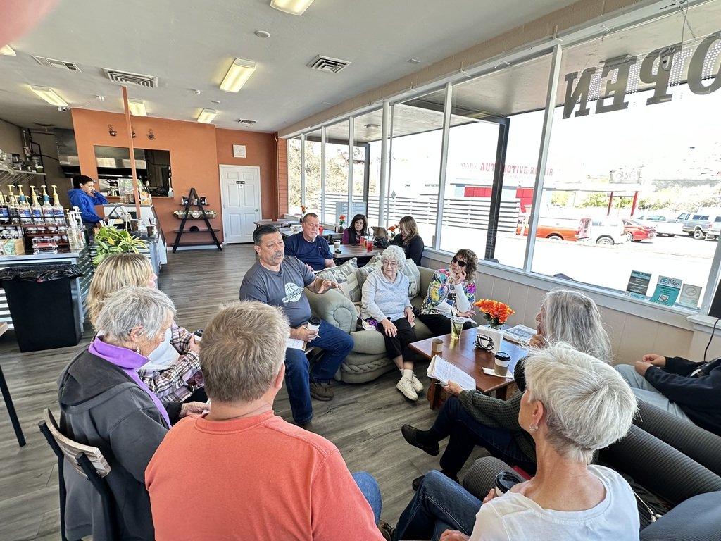 city_globe's tweet image. ☕ Coffee with the Mayor
Join in on casual, open discussion w/ Mayor Al Gameros at Copper Cities Coffee on Wed, July 16th at 1PM. Chat about city-related questions, concerns, and connect over coffee and conversation. All are welcome!

#CommunityConversation #PeopleProcessProgress