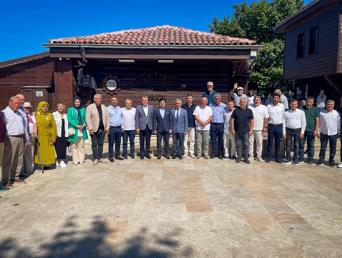 Kaymakamımız Dr. Adem Uslu,  Erikli Baba Eğitim ve Kültür Vakfı tarafından düzenlenen Birlik Lokması ve Aşure Günü programına katıldı.