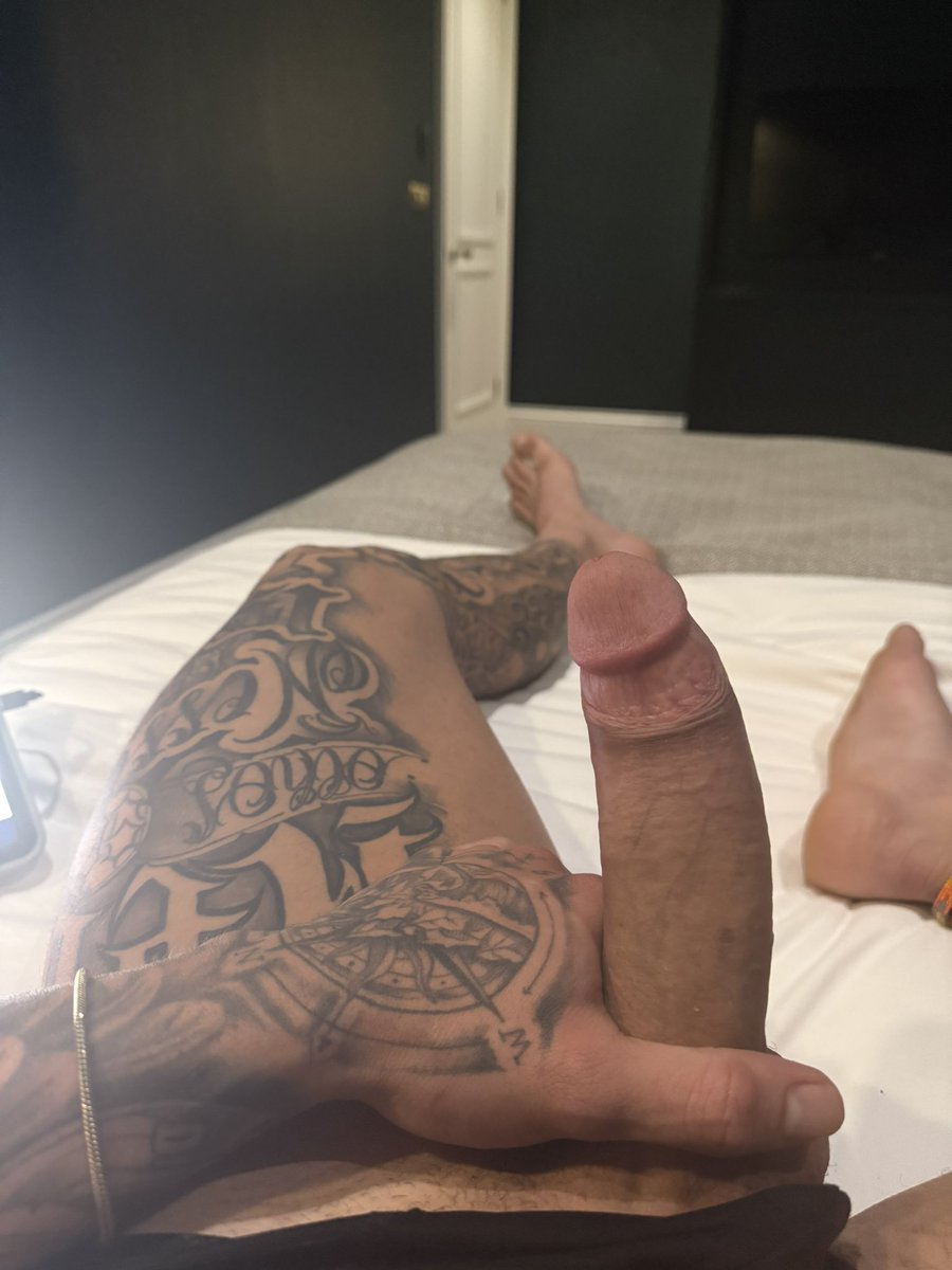 Vem sentar nesse bebê 👅🍆😈

privacy.com.br/@LucasRochaXXL