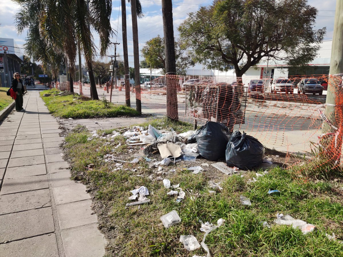 Franco Andrea 🧷 (@cipollarifranco) on Twitter photo Franco 🤝 <a href="/GastonNahuelAB/">Gastón Nahuel</a>
Todos somos unos sucios desagradables y la Muni mueve el ogt tampoco .
Mira eso culeado. Que viillla Franco 🤝 <a href="/GastonNahuelAB/">Gastón Nahuel</a>
Todos somos unos sucios desagradables y la Muni mueve el ogt tampoco .
Mira eso culeado. Que viillla