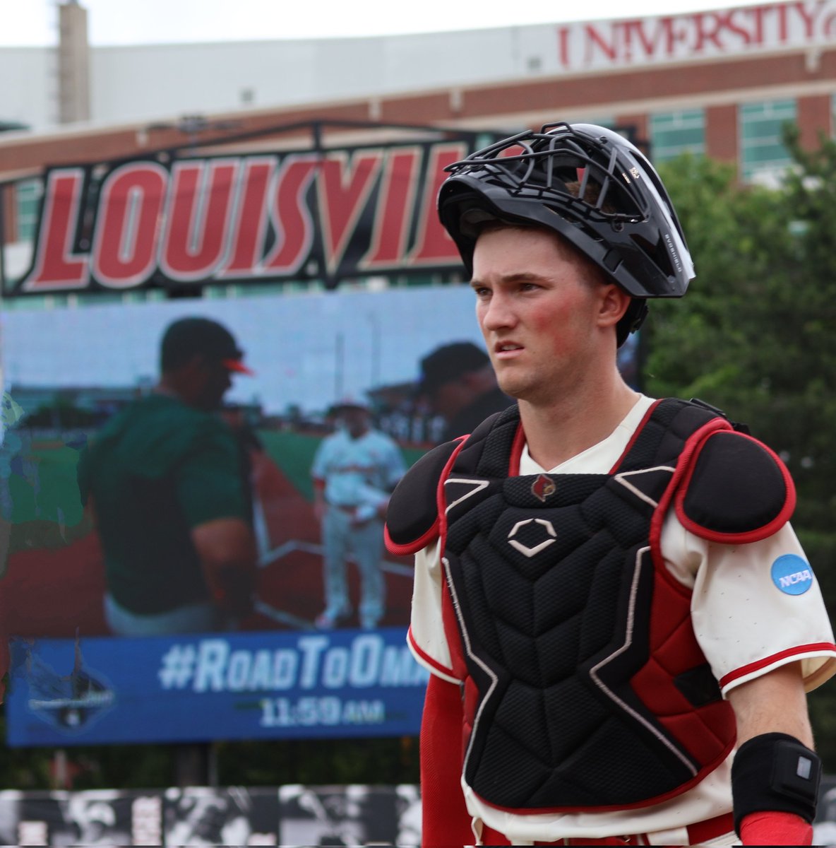 InsideVilleBsb's tweet image. .@LouisvilleBSB Catcher @mattsklein is headed to the Mile High City!! He is the 6th round pick of the @Rockies!!!

#GoCards #L1C4 #ForTheVille #MLBDraft